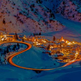 Ski slopes wallpaper