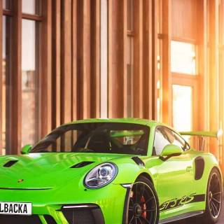 Porsche 911 green wallpaper
