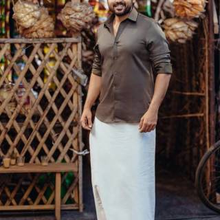 Meiyazhagan wallpaper