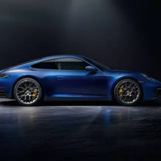 Porsche laptop 4k wallpaper