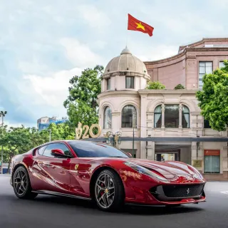 Ferrari 812 4k wallpaper