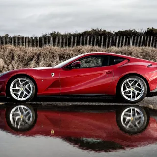 Ferrari 812 4k wallpaper