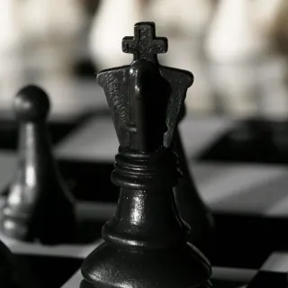 Chess king 4k wallpaper