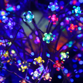 4k desktop light wallpaper