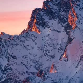 iPhone 12 snow wallpaper