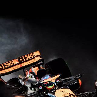 Oscar Piastri phone wallpaper