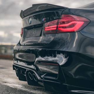 BMW F30 iPhone wallpaper