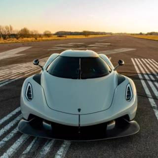 Koenigsegg Jesko iPhone wallpaper