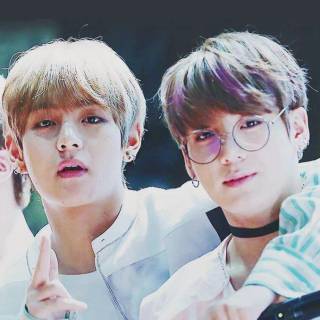 Taekook phone wallpaper