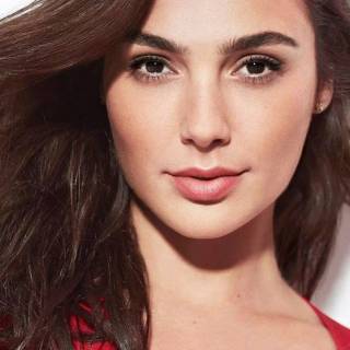 Gal Gadot phone wallpaper