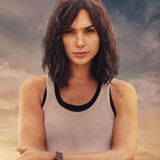 Gal Gadot phone wallpaper