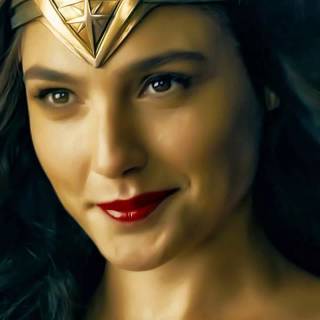 Gal Gadot phone wallpaper