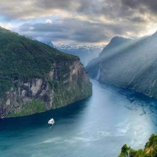 Phone river wallpaper