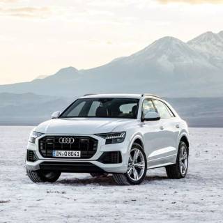 Audi Q8 phone wallpaper