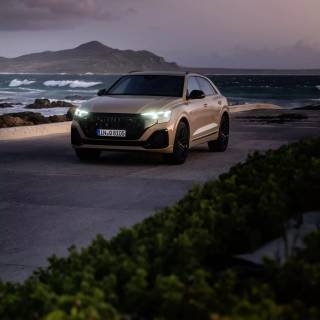 Audi Q8 phone wallpaper