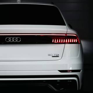 Audi Q8 phone wallpaper