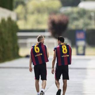 Iniesta iPhone wallpaper