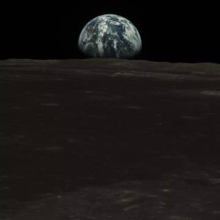 iPhone 8 Earth wallpaper