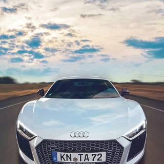 iPhone 7 car wallpaper