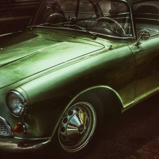 iPhone 7 car wallpaper