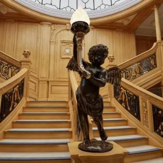 Grand Staircase of the Titanic wallpaper