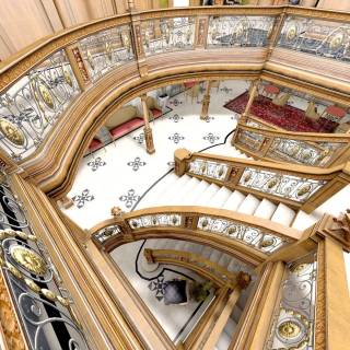 Grand Staircase of the Titanic wallpaper