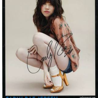 Carly Rae Jepsen Call Me Maybe wallpaper