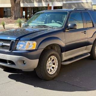 2003 Ford Explorer wallpaper