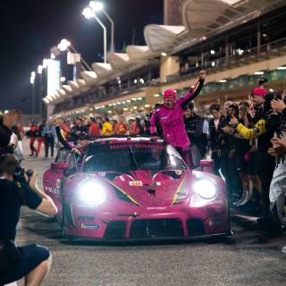 Iron Dames wallpaper