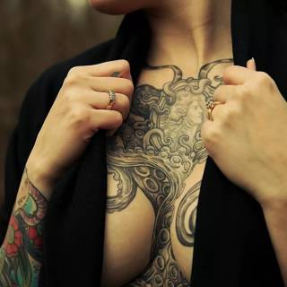 Tattoo woman wallpaper