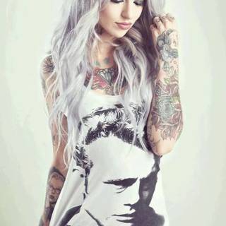Tattoo woman wallpaper
