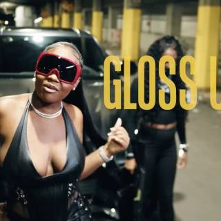 Gloss Up wallpaper