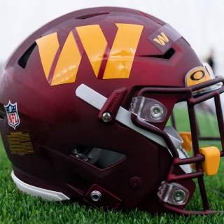 Jayden Daniels Commanders wallpaper