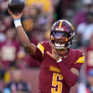 Jayden Daniels Commanders wallpaper