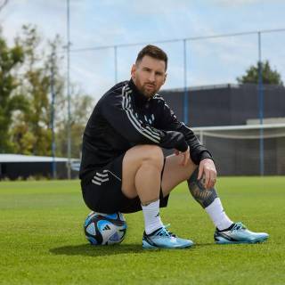 Drip Messi wallpaper