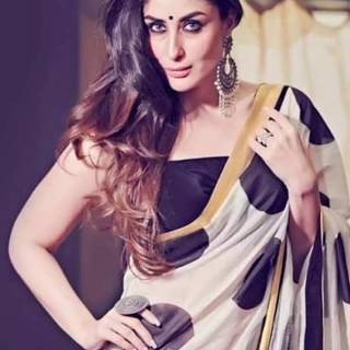 Kareena Kapoor saree wallpaper