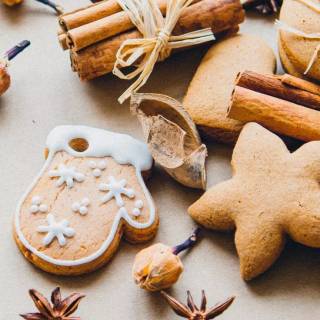 Cookies iPhone wallpaper