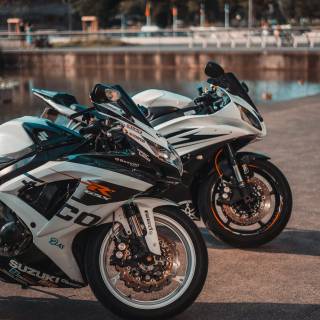 Sports bike phone wallpaper