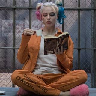 iPhone Harley Quinn wallpaper