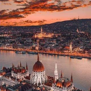 Budapest phone wallpaper