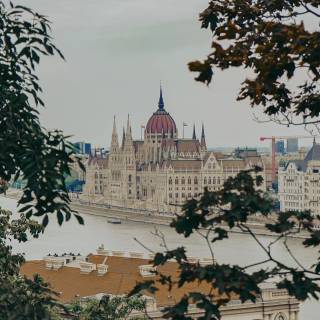 Budapest phone wallpaper