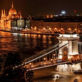 Budapest phone wallpaper