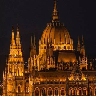 Budapest phone wallpaper