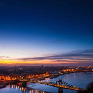 Budapest phone wallpaper