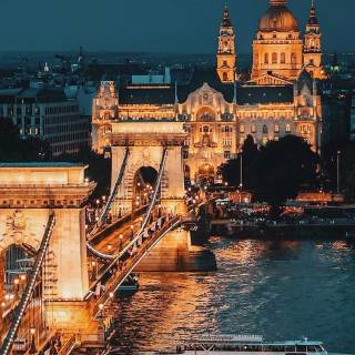 Budapest phone wallpaper