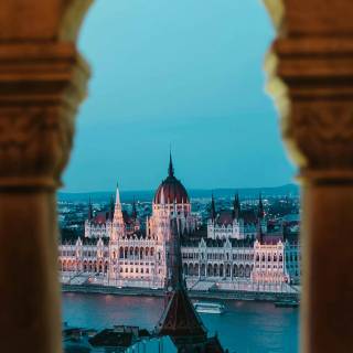 Budapest phone wallpaper