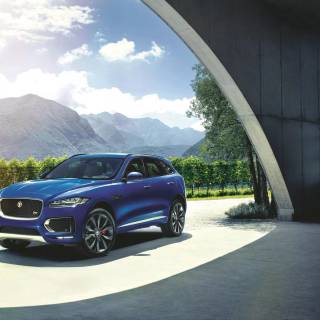 Jaguar F-PACE wallpaper