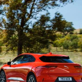 Jaguar F-PACE wallpaper