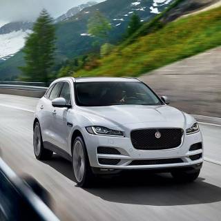 Jaguar F-PACE wallpaper