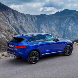 Jaguar F-PACE wallpaper